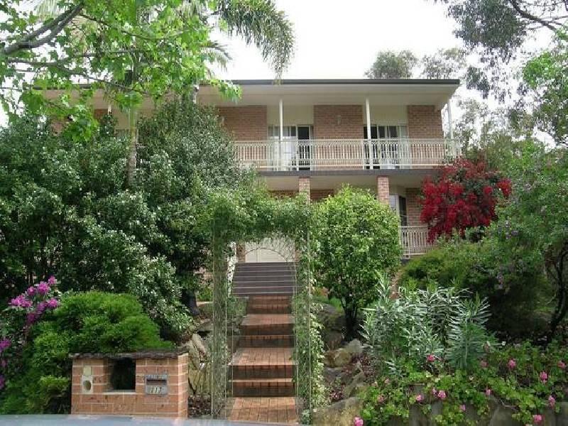 117 OXLEY DRIVE, Mount Colah NSW 2079