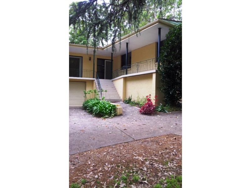 8a Edwards Road, Wahroonga NSW 2076