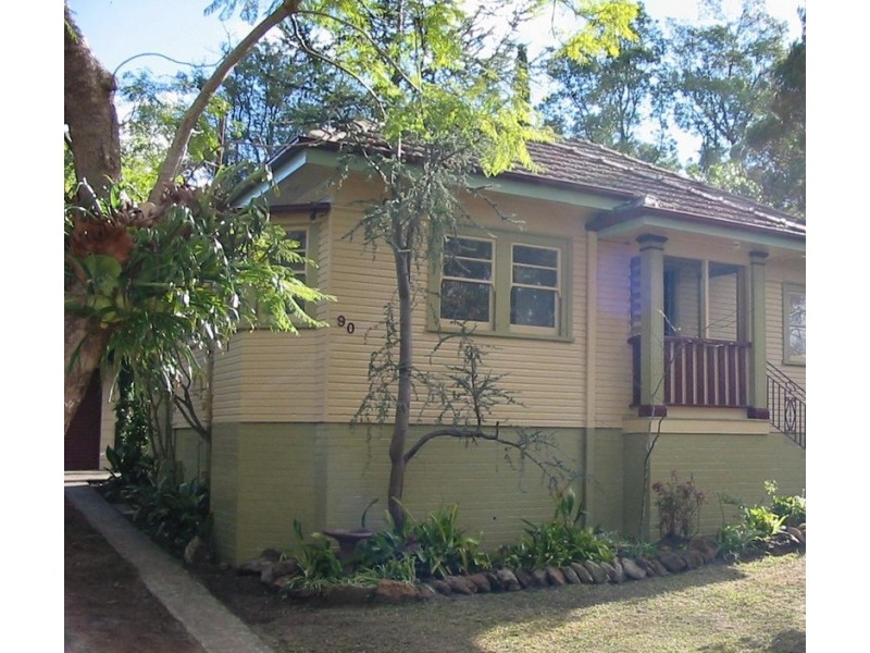 90 Woonona Avenue, Wahroonga NSW 2076