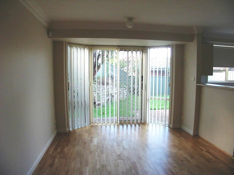 2/6 Carrington Rd, Wahroonga NSW 2076