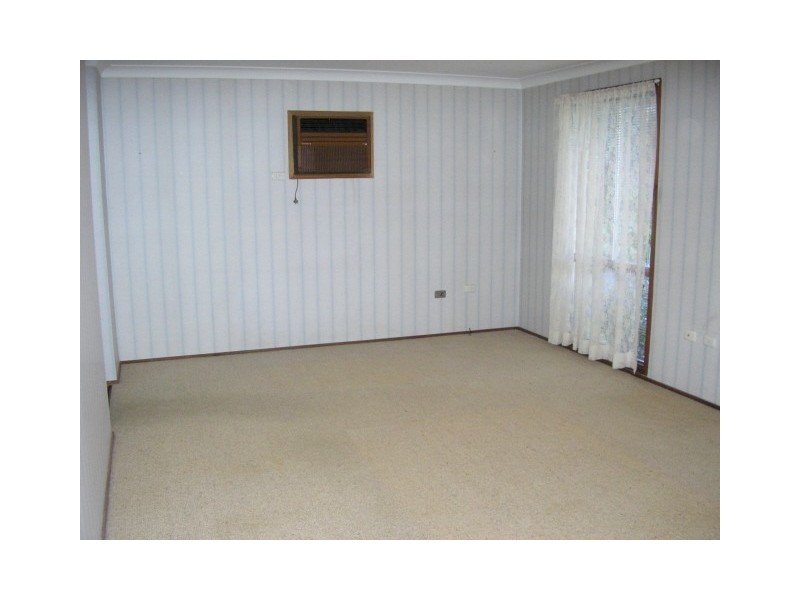 30 Hall Parade, Hazelbrook NSW 2779