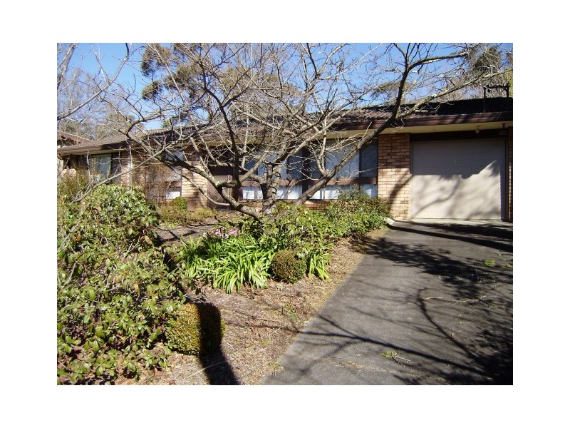 46 Yanko Avenue, Wentworth Falls NSW 2782