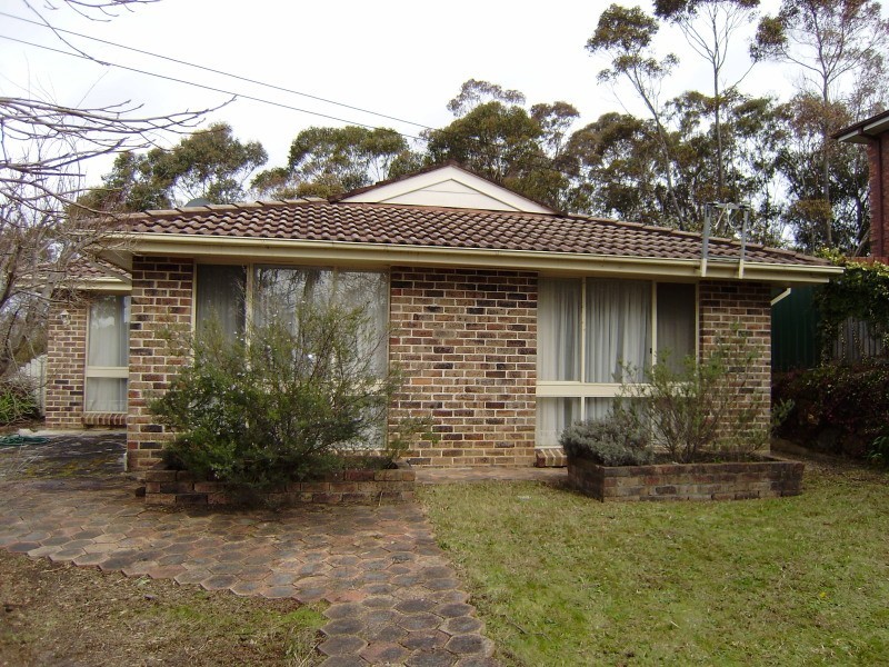 6 Boulder Cresent, Hazelbrook NSW 2779