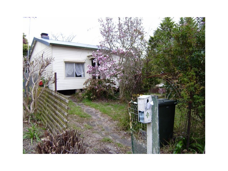 14 Oaklands Road, Hazelbrook NSW 2779