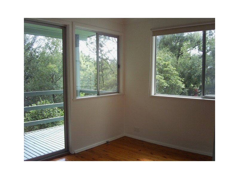 4 Station Street, Woodford NSW 2778