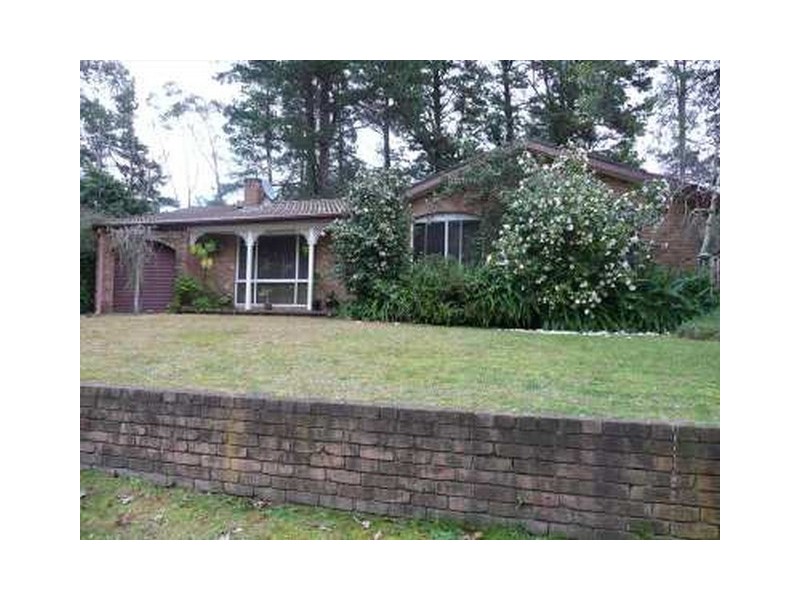 6 Red Gum Ave, Hazelbrook NSW 2779