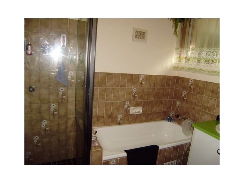 6 Red Gum Ave, Hazelbrook NSW 2779