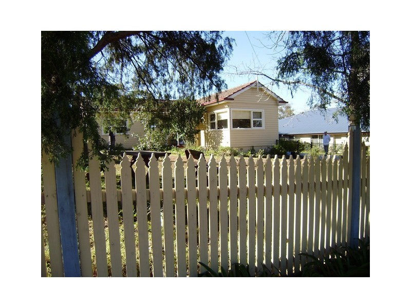 18 Lee Road, Winmalee NSW 2777