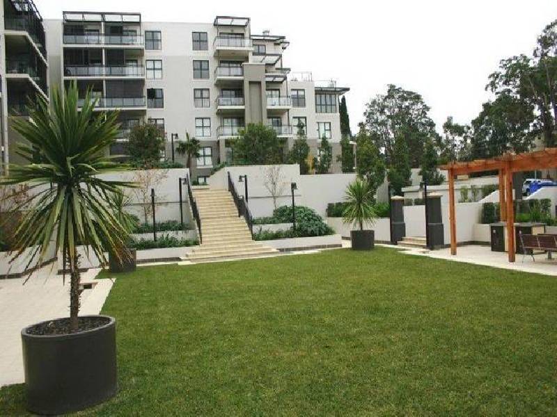 141 Bowden Street, Meadowbank NSW 2114