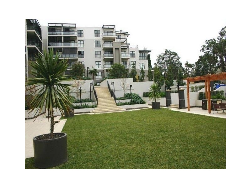 141 Bowden Street, Meadowbank NSW 2114