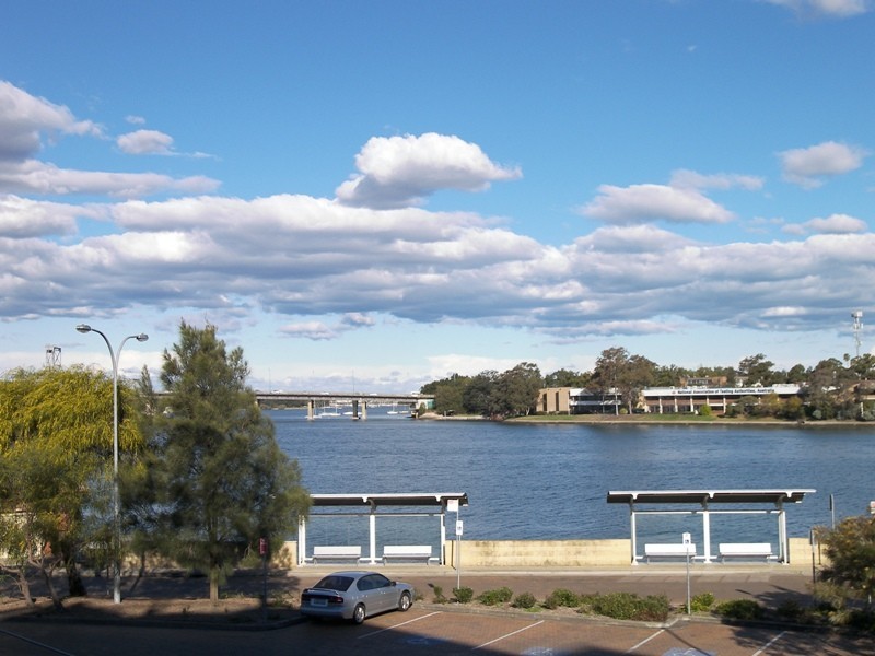 2 Bay Drive, Meadowbank NSW 2114