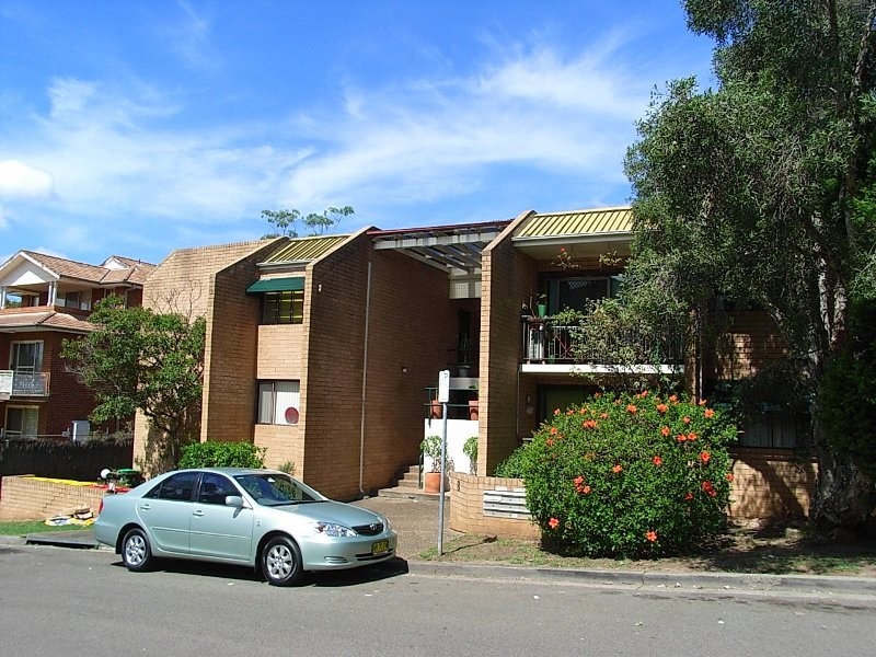 8 Hatton Street, Ryde NSW 2112
