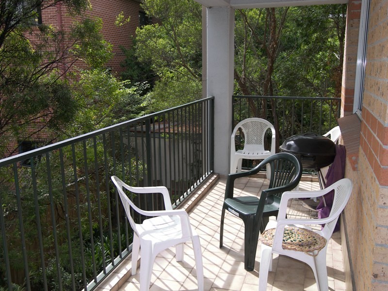 2/2-4 St Annes Street, Ryde NSW 2112