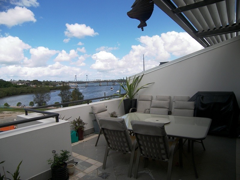 58/143 Bowden Street, Meadowbank NSW 2114