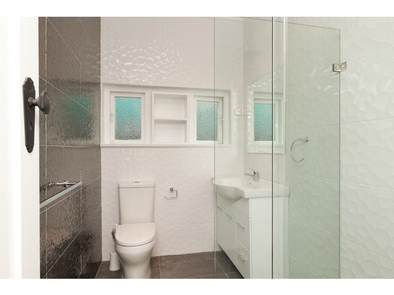 9 Beaconsfield Rd, Chatswood NSW 2067