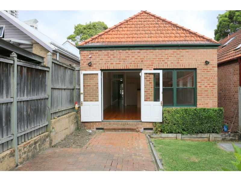 11 Plunkett Street, Naremburn NSW 2065