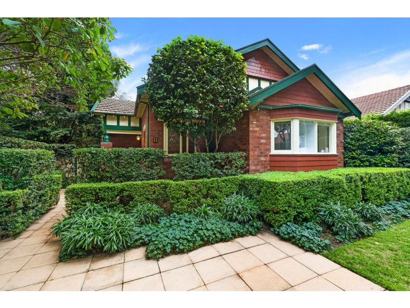 11 Hollywood Crescent, Willoughby NSW 2068