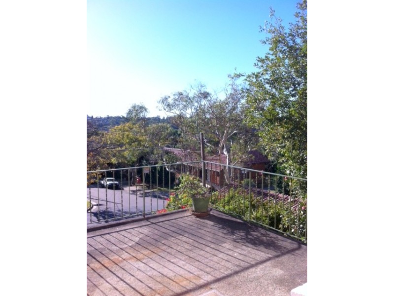 12  Greenfield Avenue, Middle Cove NSW 2068