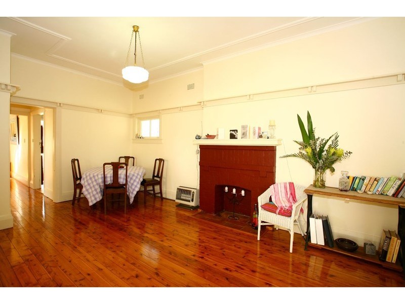 21 Strathmore Parade, Roseville NSW 2069