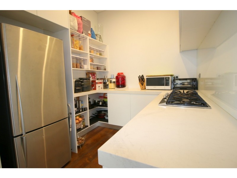 2 Charles St, Castlecrag NSW 2068