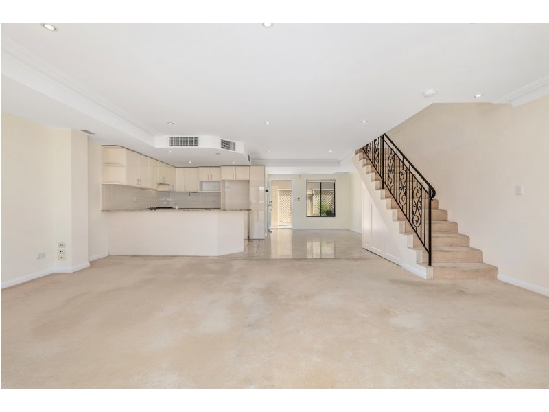 2/108 Penshurst Street, Willoughby NSW 2068