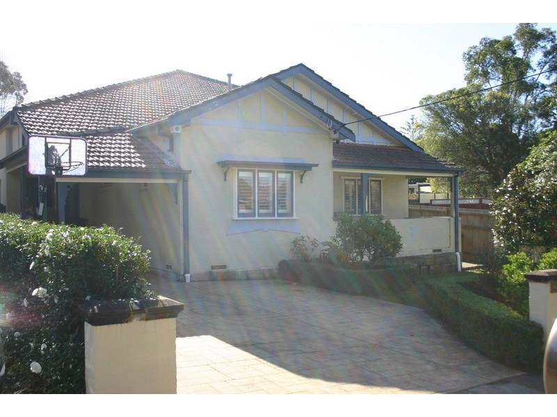 1 Nardoo Street, Willoughby NSW 2068