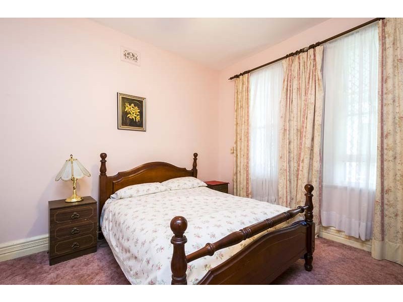 19 Lucknow St, Willoughby NSW 2068