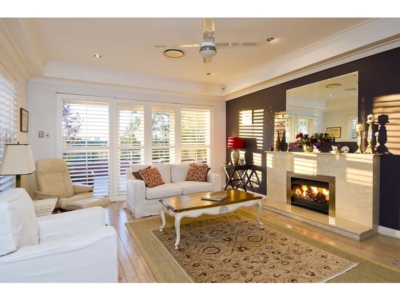 4 Barana Parade, Roseville Chase NSW 2069