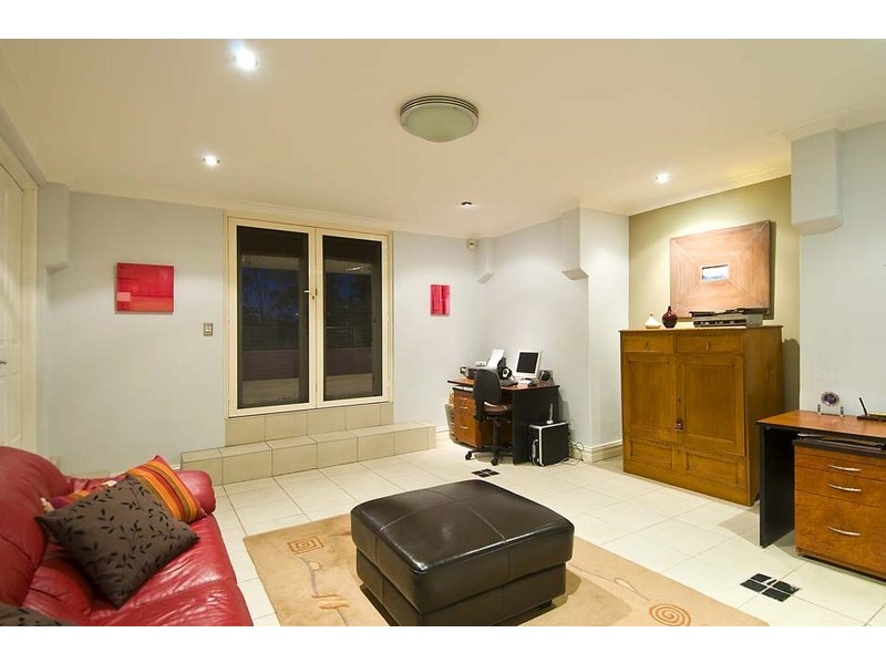 4 Barana Parade, Roseville NSW 2069