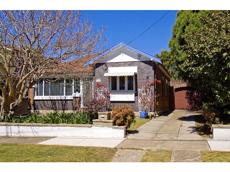 30 Chaleyer Street, Willoughby NSW 2068