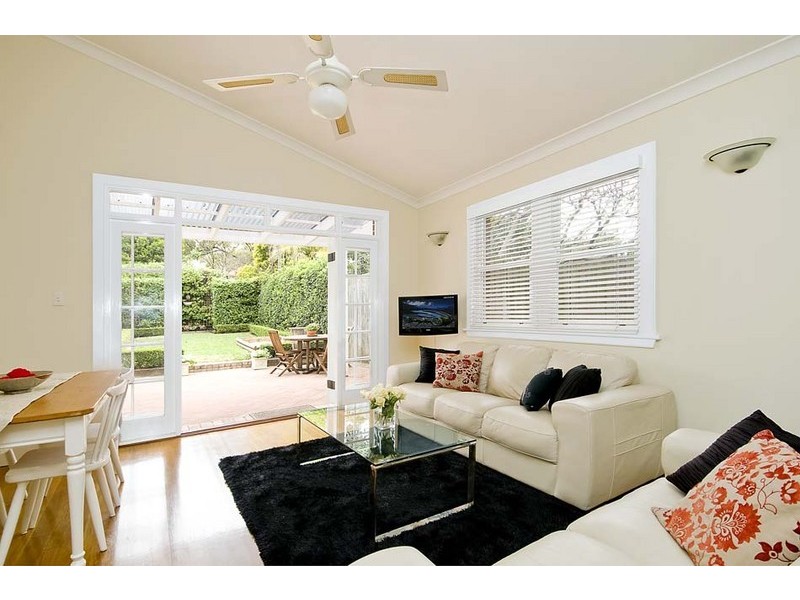 50a Laurel Street, Willoughby NSW 2068