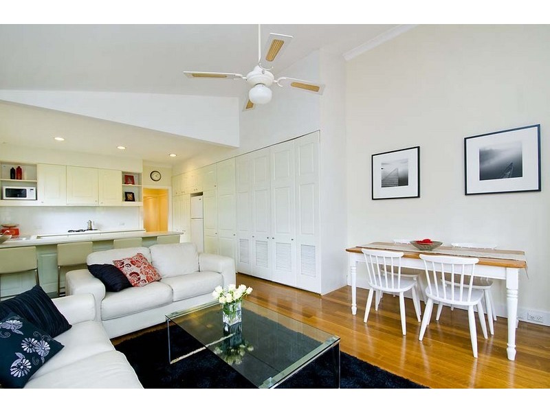 50a Laurel Street, Willoughby NSW 2068