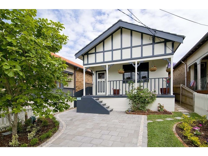 10 Penshurst Street, Willoughby NSW 2068