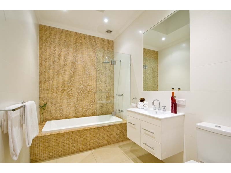 25 Warrane Road, Roseville NSW 2069