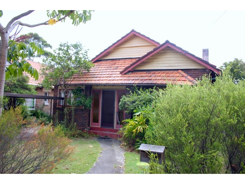 25 Fourth Avenue, Willoughby NSW 2068