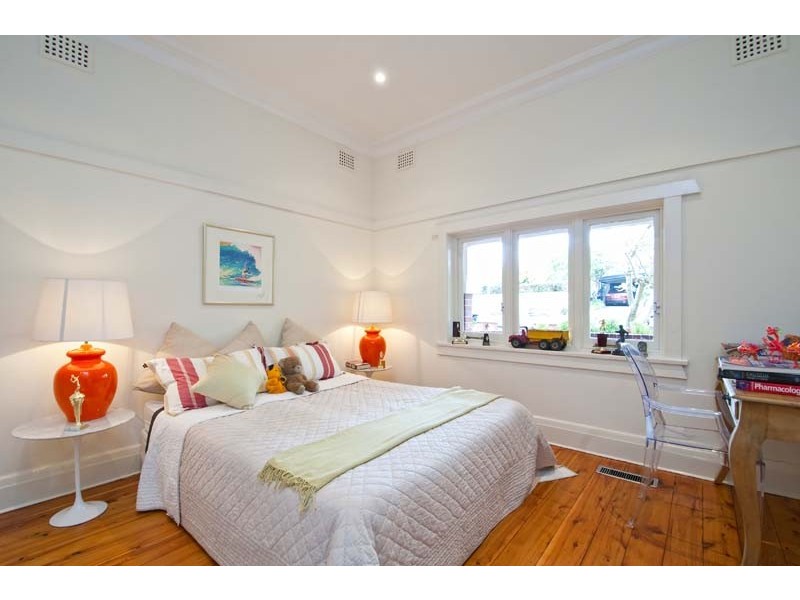 19 First Avenue, Willoughby NSW 2068