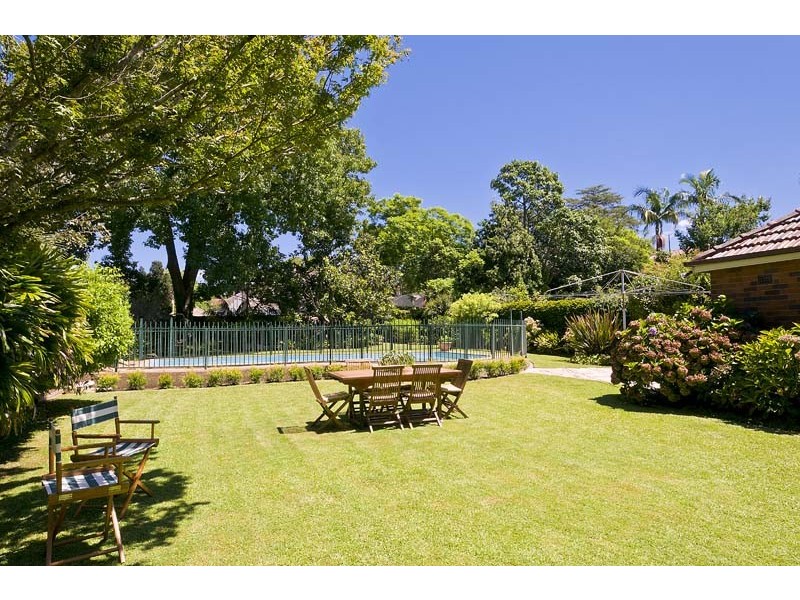 2 Redgum Avenue, Killara NSW 2071
