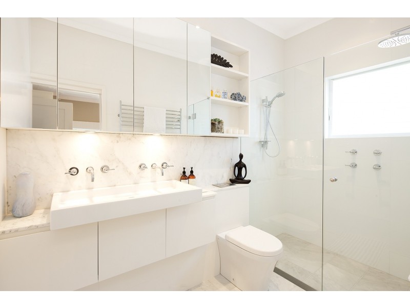 2 Nardoo Road, Willoughby NSW 2068