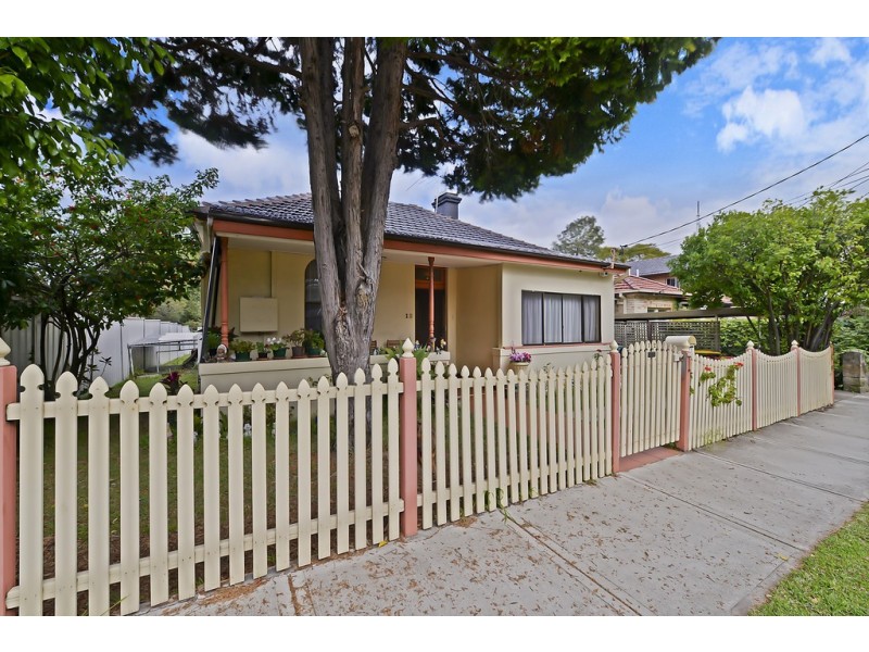 12 Sailors Bay  Road, Willoughby NSW 2068