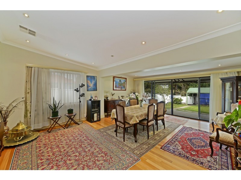 12 Sailors Bay  Road, Willoughby NSW 2068