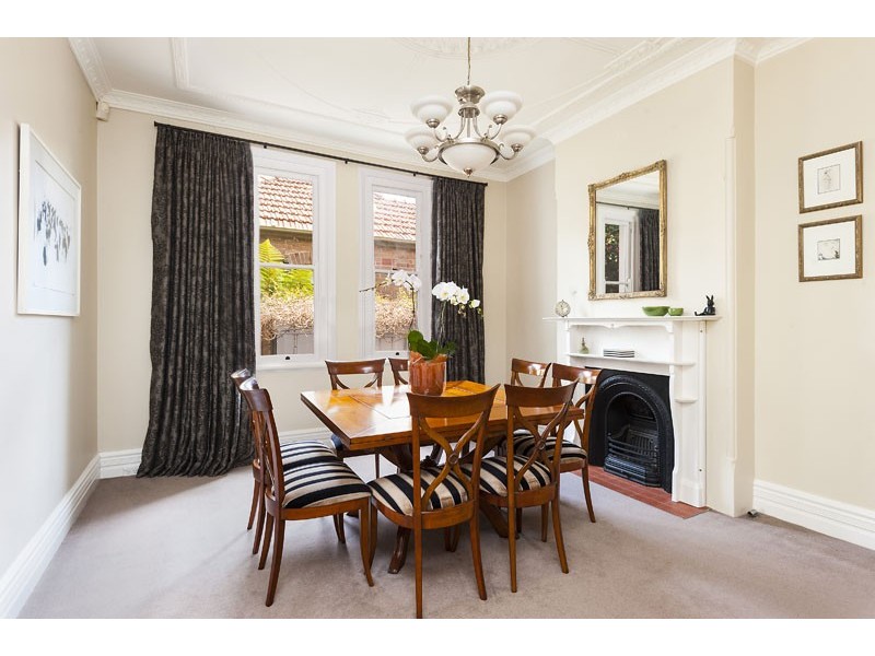 2 Lucknow Street, Willoughby NSW 2068