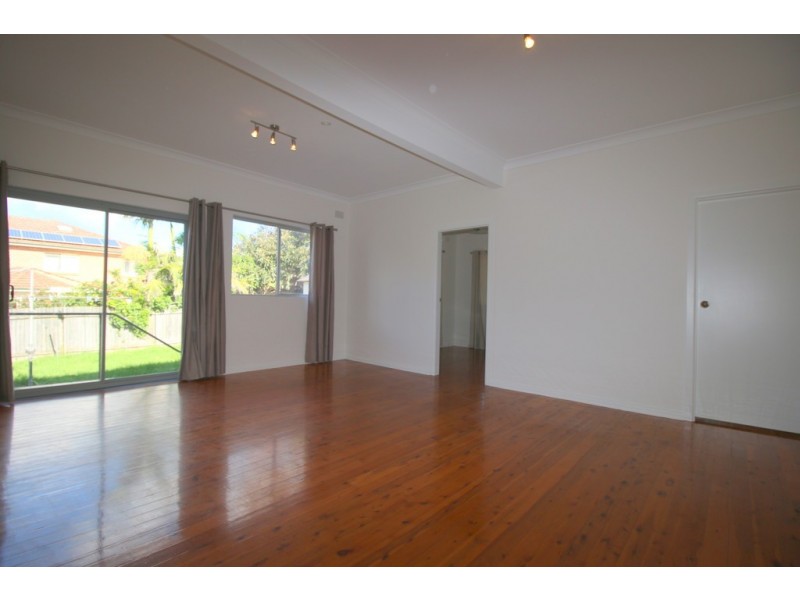 26 Alexander Avenue, Willoughby NSW 2068