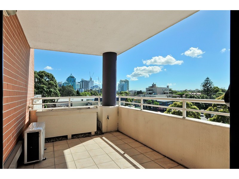 37/552 Pacific Hwy, Chatswood NSW 2067