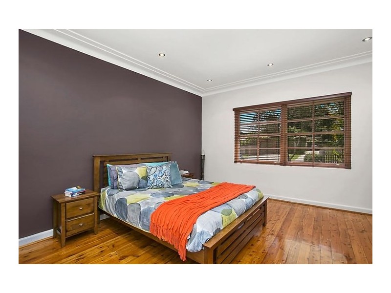 67 Hector Rd, Willoughby NSW 2068
