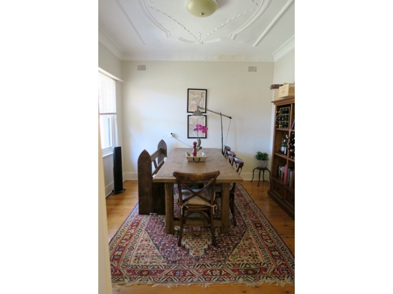 2 Hollywood Cres, Willoughby NSW 2068
