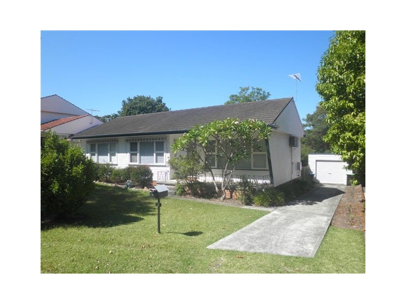 6 Woodside Grove, Forestville NSW 2087