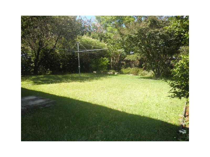 6 Woodside Grove, Forestville NSW 2087