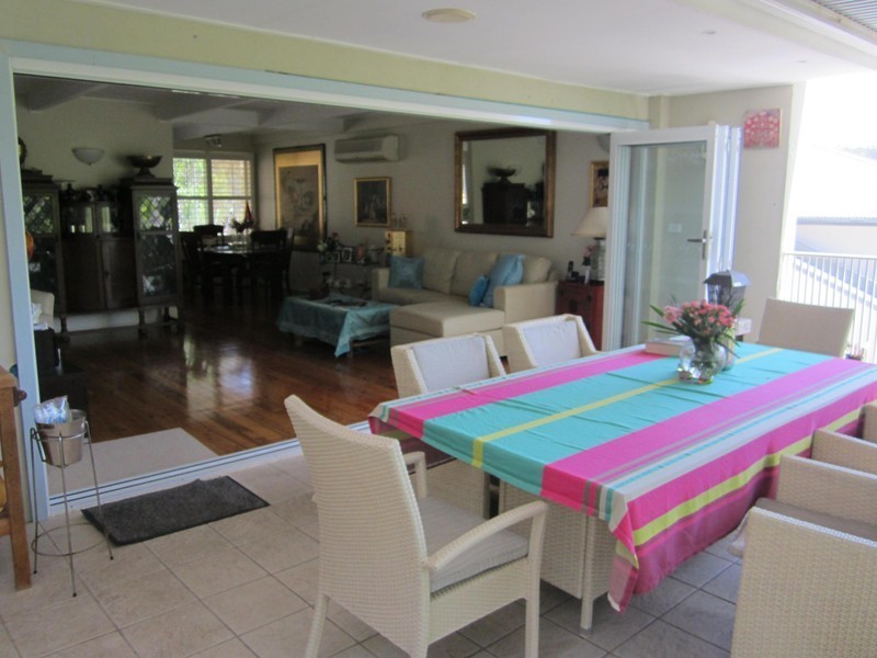 76 Lady Davidson cct, Forestville NSW 2087