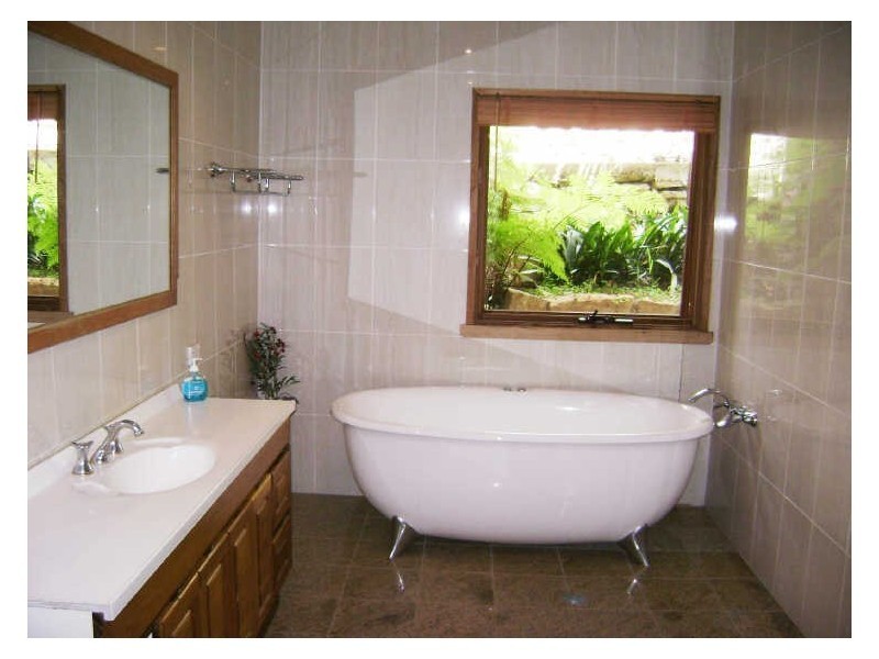 17 Athlone Cres, Killarney Heights NSW 2087