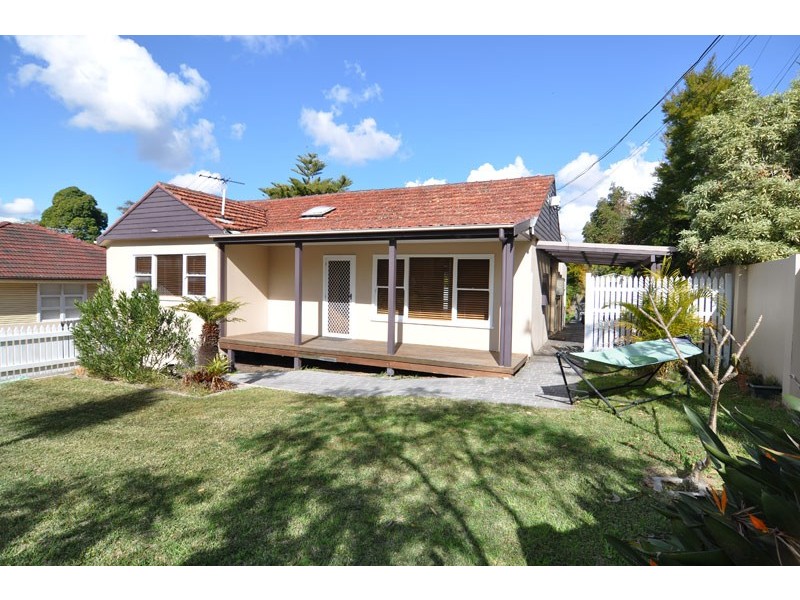 1 Tyalla Ave, Frenchs Forest NSW 2086